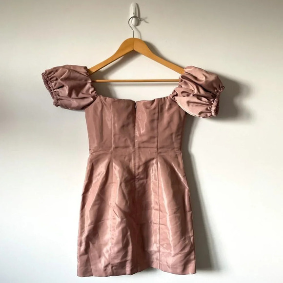 NBD Revolve Rianne Off Shoulder Puff Sleeve Mini Dress Mauve Sz S - Picture 7 of 10